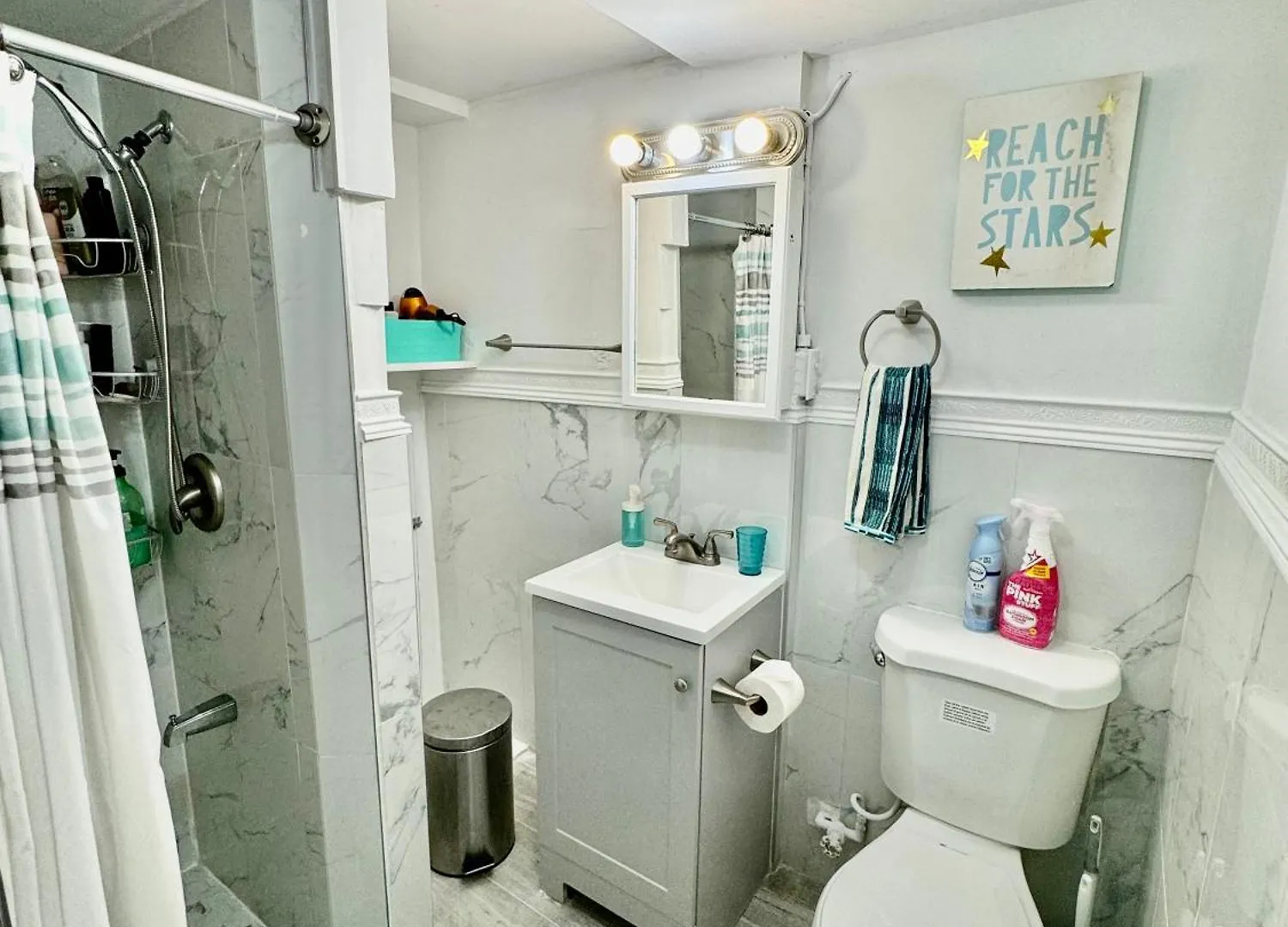 Homestay Private Tiny Room On The 1St Floor With Shared Bathroom Near Airport And Downtown Seattte Seattle United States